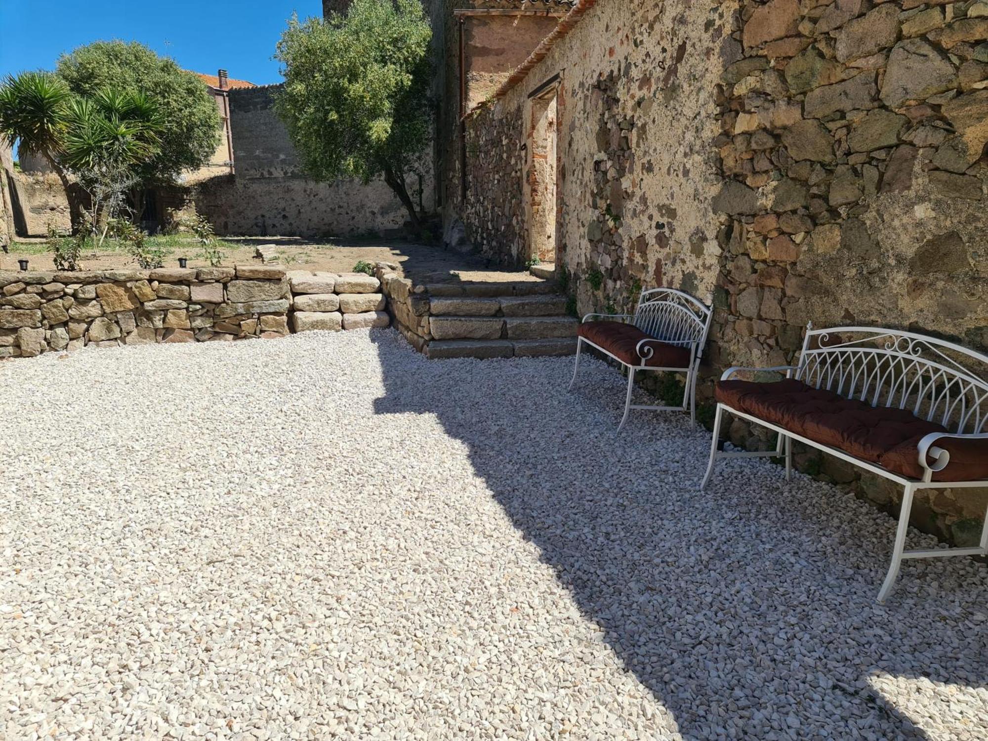 Borgo Santo Stefano Villa Oschiri Exterior foto